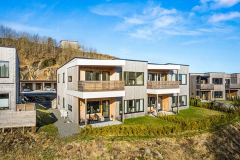 Solheiveien 26B, Lyngdal