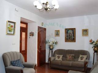 Benamejí,  ES