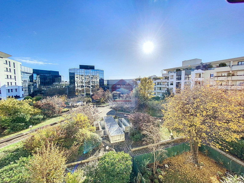 à Suresnes (92150)