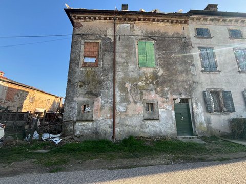 Bovolone,  IT