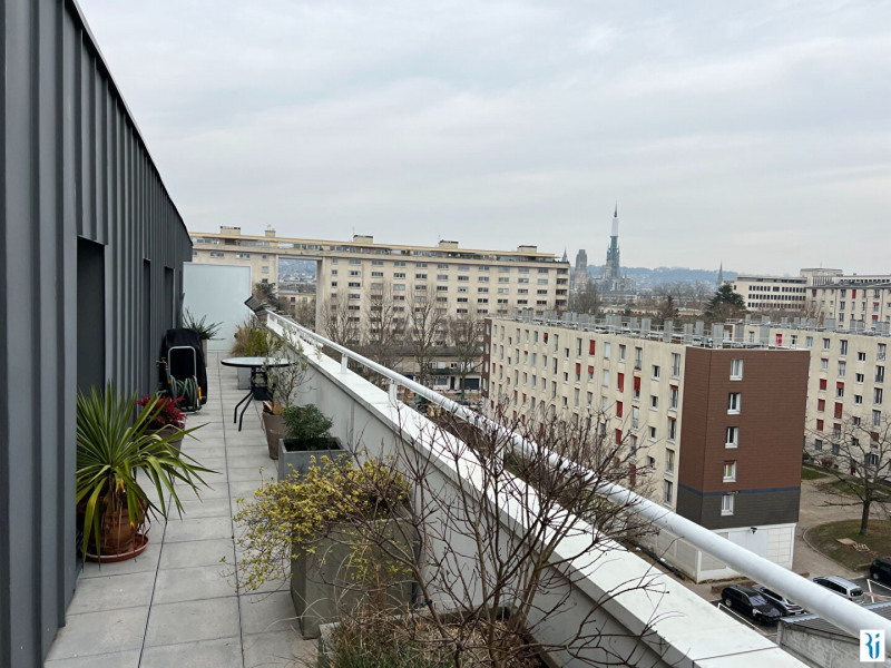 à Rouen (76100)