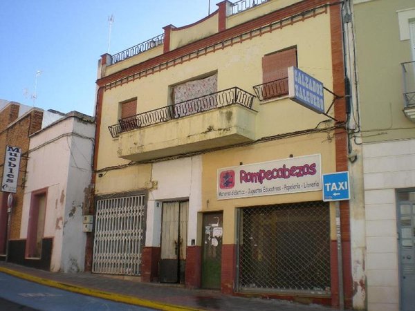 Alcalá de Guadaira,  ES