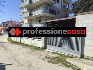 Chieti,  IT