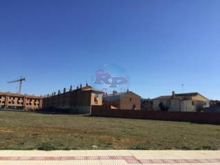 Valverde de La Virgen,  ES