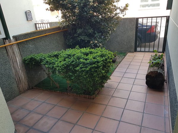 Santovenia de Pisuerga,  ES