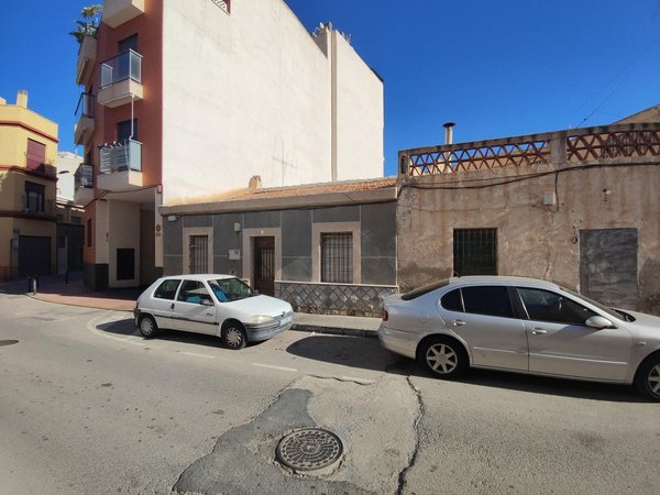 Abanilla,  ES