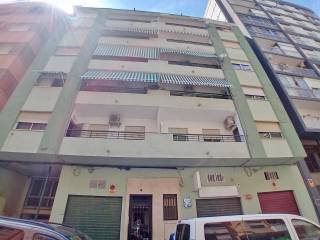 Alzira,  ES