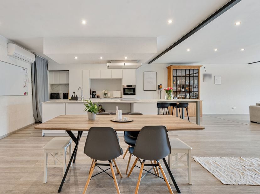 Elzeelsesteenweg 202 9600 Ronse