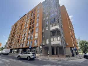 Sofia, Mladost 4