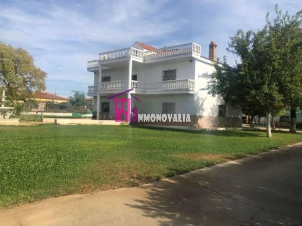 Carmona,  ES