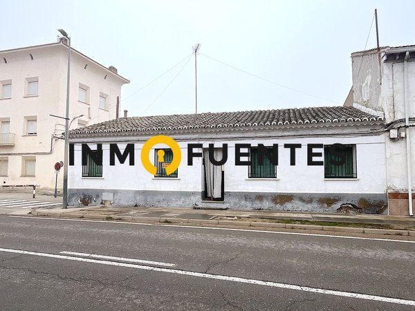 Fuentes de Ebro,  ES