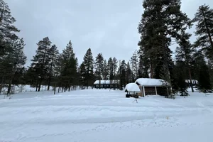 Kultapiiskunkatu 21, Ylläsjärvi, Kolari