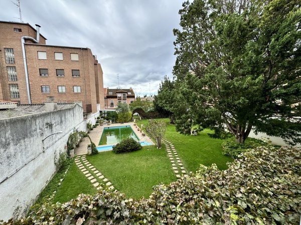Laguna de Duero,  ES