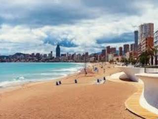 Benidorm,  ES