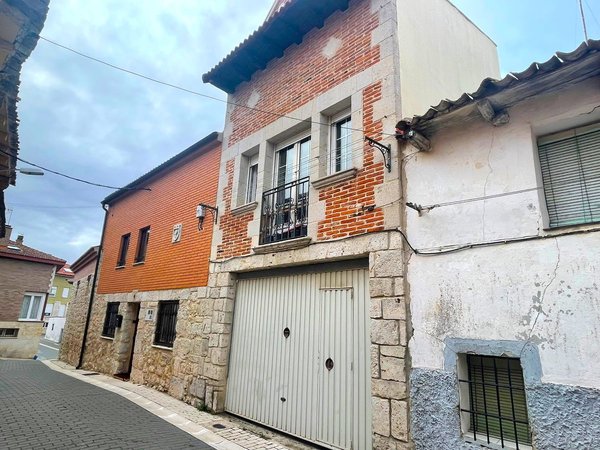 Villanubla,  ES