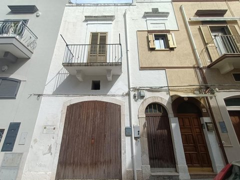 Mola di Bari,  IT