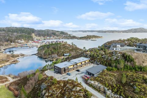 Aurveien 25, Hitra