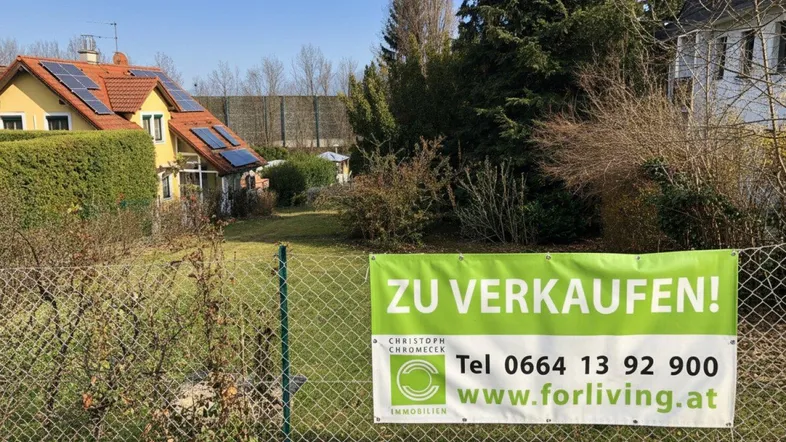 2372 Gießhübl
