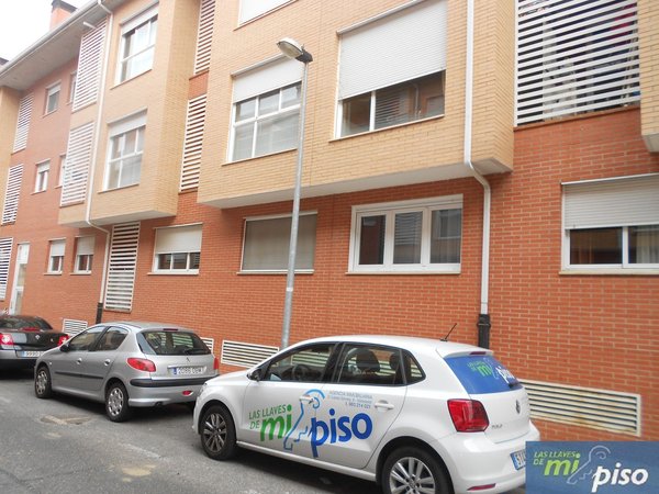 Santovenia de Pisuerga,  ES