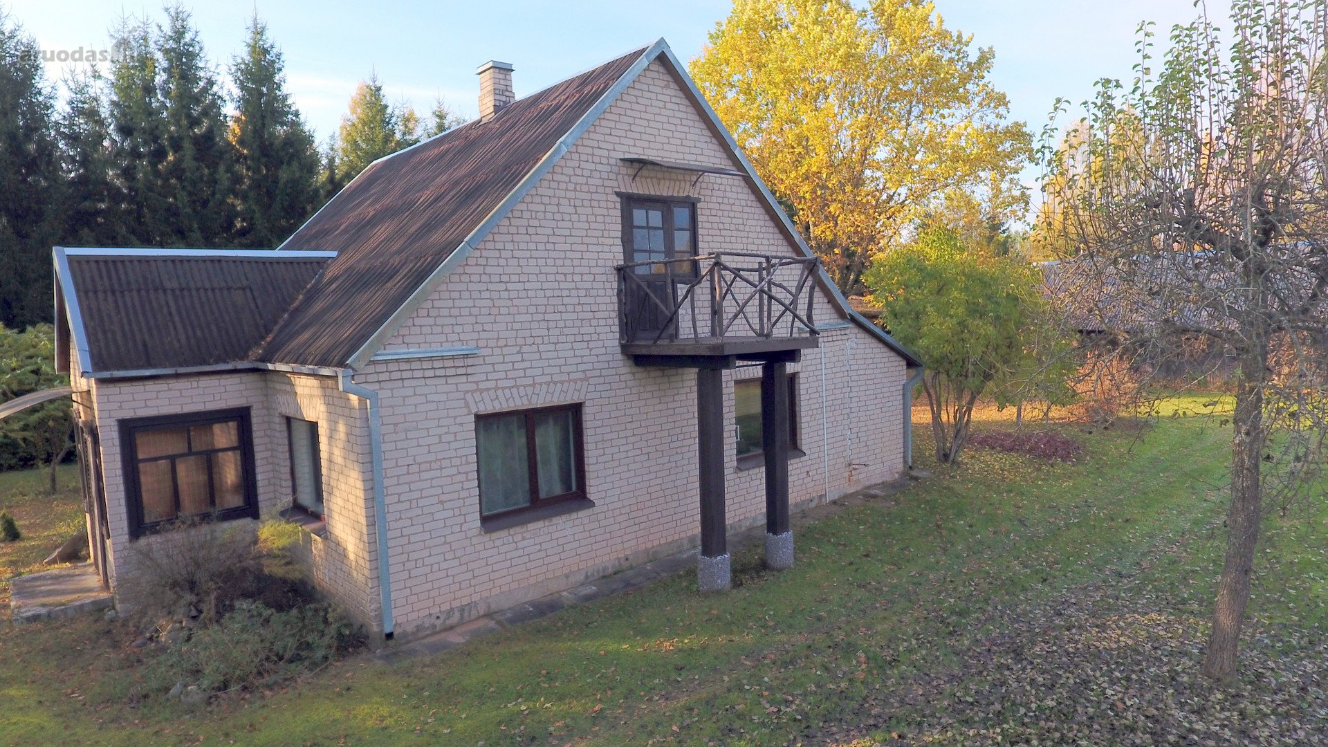 Molėtų r. sav., Miežonių k. Lakštingalų g.