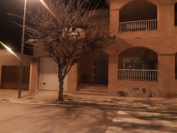 Fuentes de Ebro,  ES