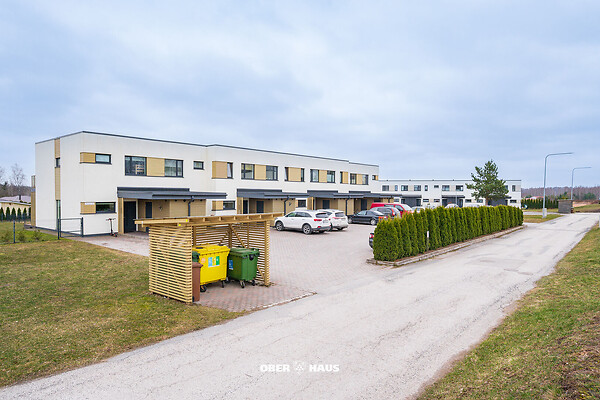 Tartumaa, Kambja vald, Ülenurme, Paruni 15