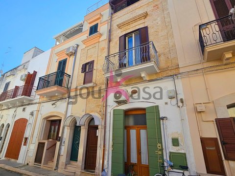 Mola di Bari,  IT
