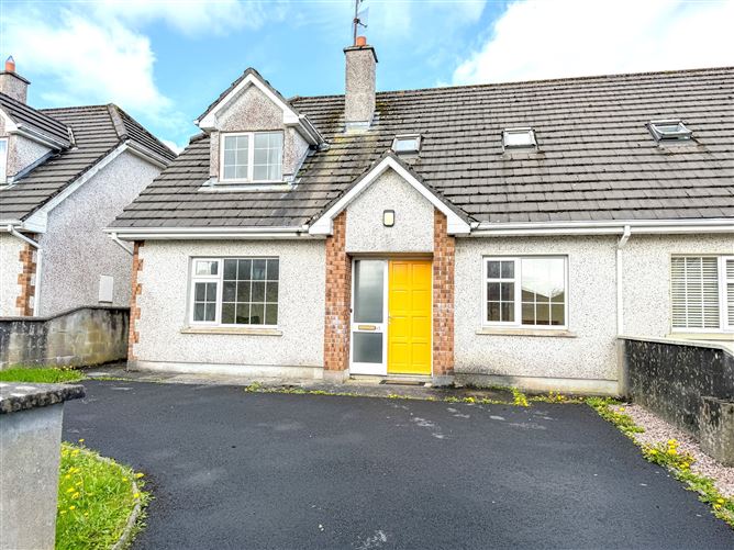 No. 43 Gladesville , Castlebar, Mayo