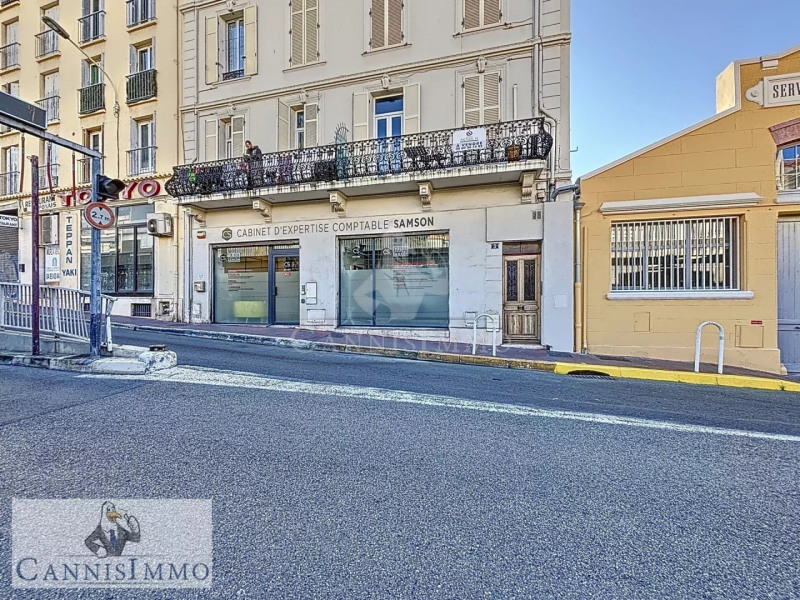 à Cannes (06400)
