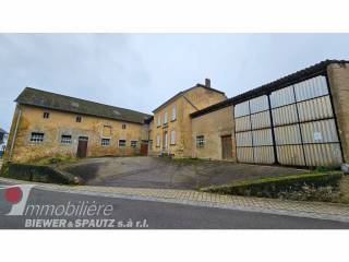 Manternach,  LU