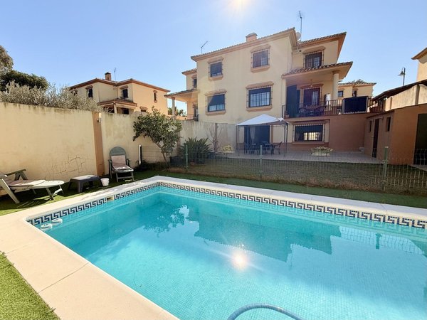 Mairena del Alcor,  ES