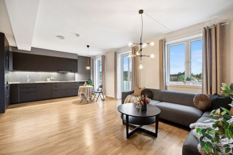 Stasjonsvegen 13B, Løten