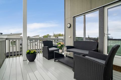 Nordlia 4F, Levanger