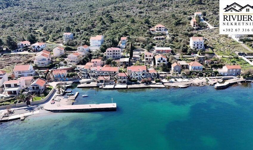 Tivat, Krasici