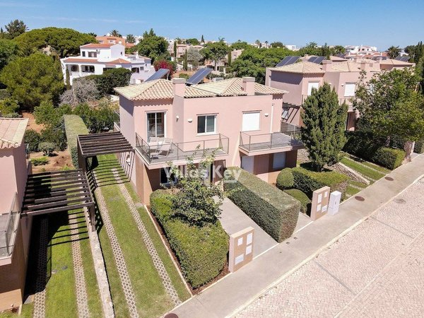 Detached house in Cidade de Lagoa, Lagoa e Carvoeiro