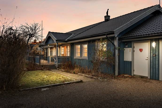 Pershagsvägen 11 i Pershagen, Södertälje kommun - villa till salu - Hemnet