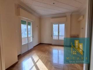 3-room flat excellent condition, first floor, Miloi, Lerna