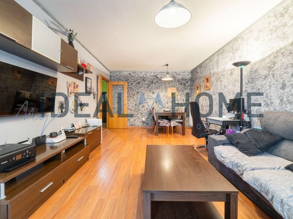 Flat in calle de la Amistad, Norte, Alcobendas