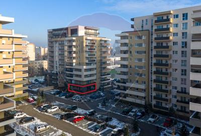 Spatiu comercial nou - vizibilitate, terasa