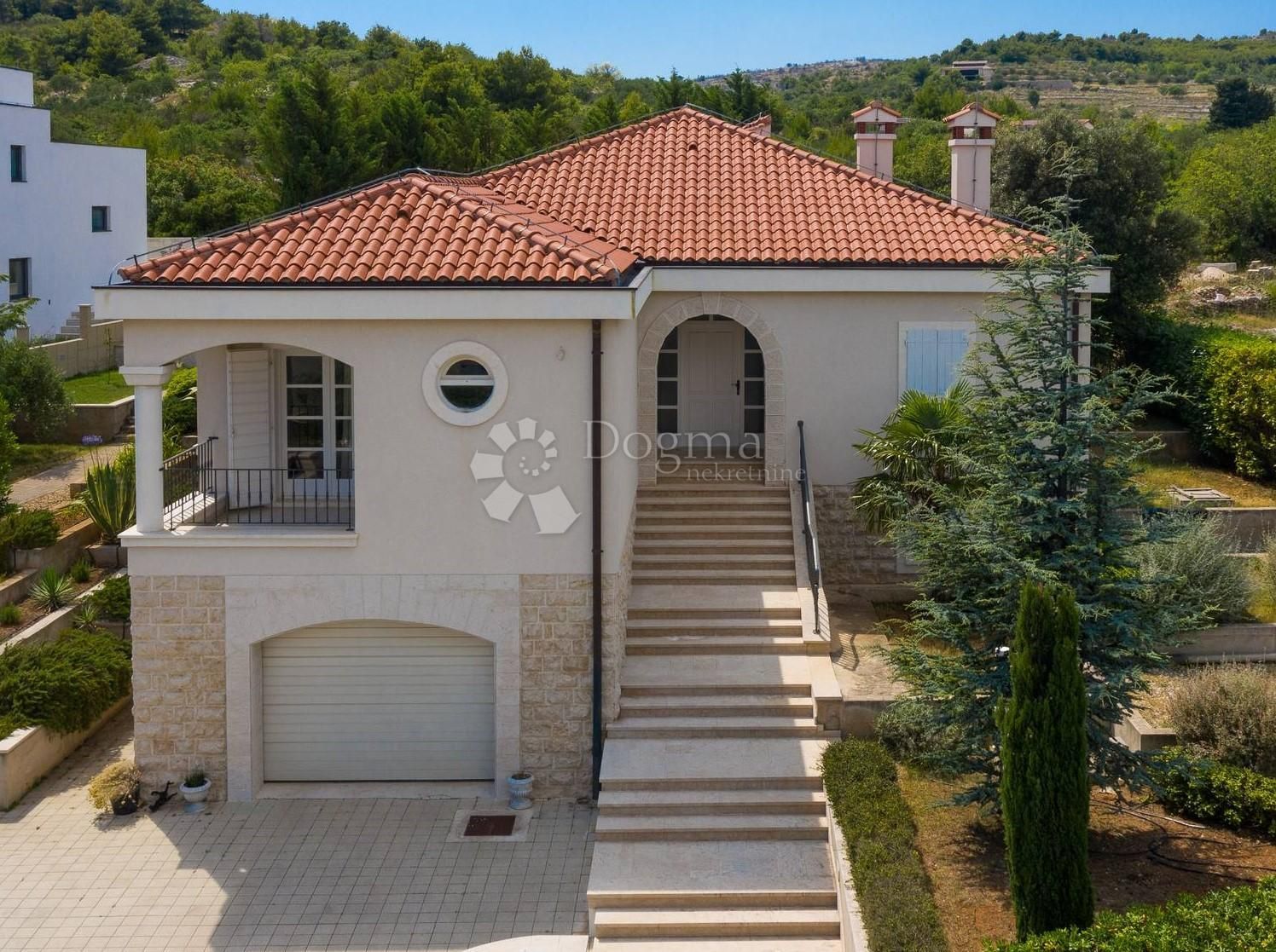 Detached House 356 m<sup>2</sup> for sale