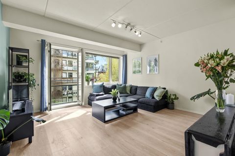 Pilestredet Park - Lys og delikat 2-roms med fransk balkong i 3. etg. | Bygg fra 2003 | Akonto fyring/V.vann | Felles takterrasse | Heis