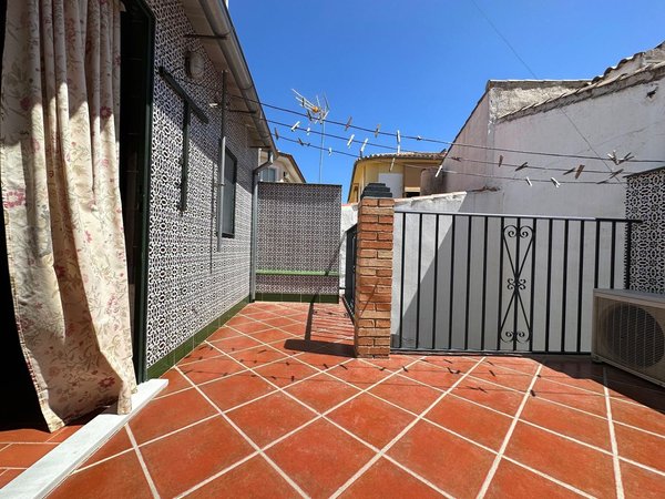 Detached house in Zona Cueva de Menga, Antequera