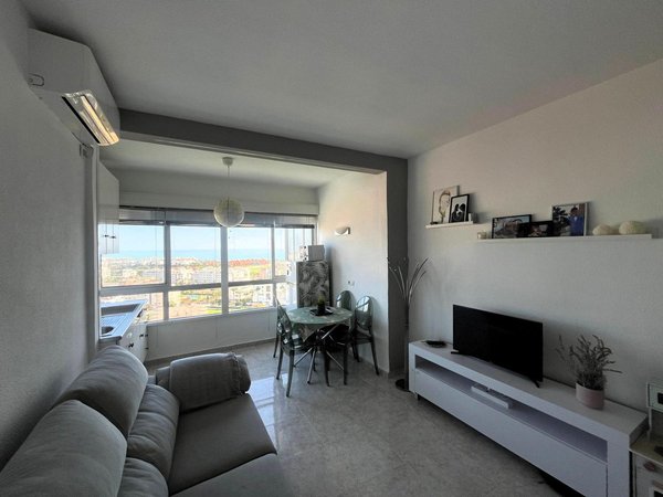 Studio flat in calle la Colina, La Colina, Torremolinos