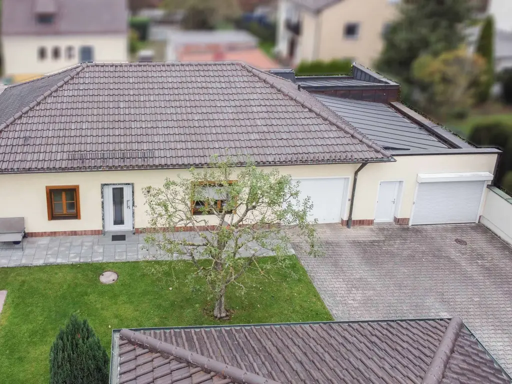 NEUNach Kauf bezugsfrei! Wohnen auf einer Ebene - Bungalow in ruhiger Nachbarschaft