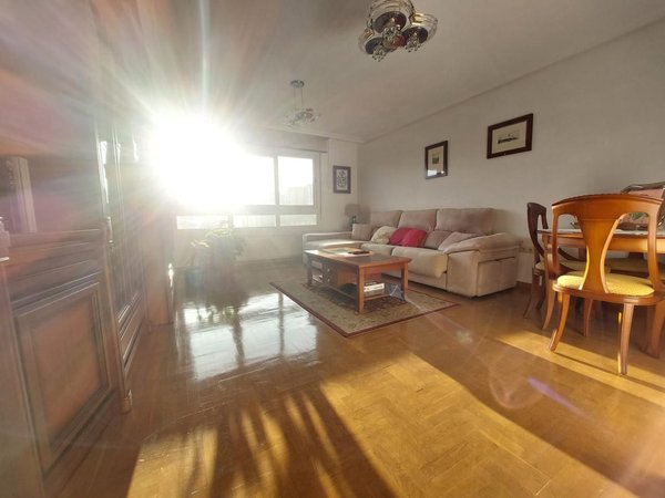Flat in calle de la Sierra del Sueve, Nuevo Gijón, Gijón