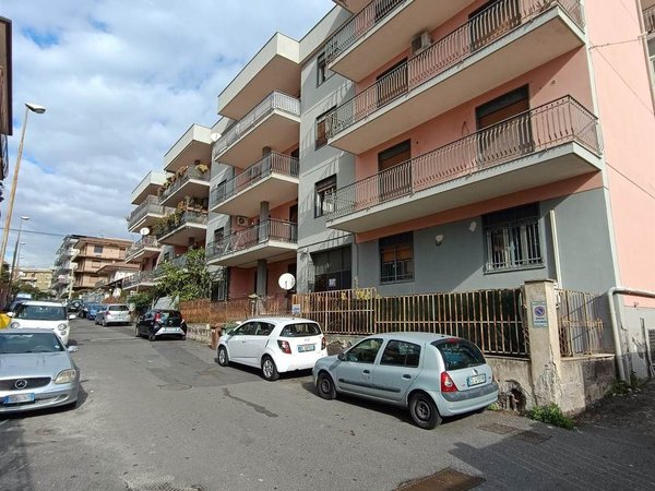 Flat / Apartment in via Donato Bramante, 25, Gravina di Catania